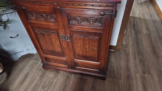 Old charm tv cabinet deals second hand