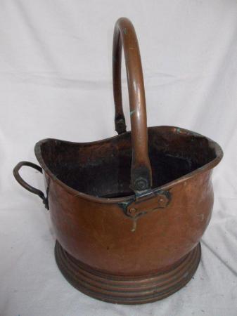 Image 3 of Old copper Sailsbury coal bucket scuttle, nice patina (D)