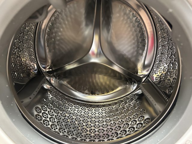 Preview of the first image of Zanussi Lindo 1000 Washer Dryer - Great Condition.