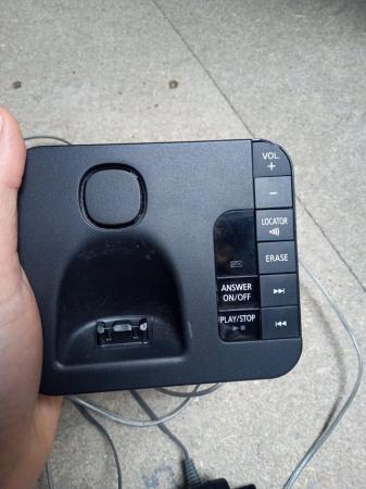 Image 3 of Panasonic landline phone with answer and message functions