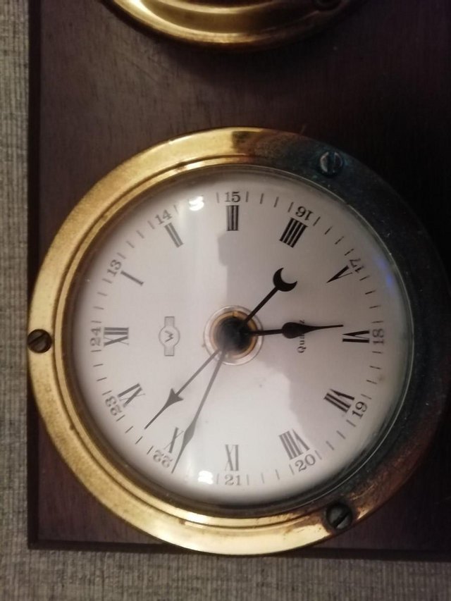 Preview of the first image of Retro/Vintage 1970s Analogue ‘Weathermaster’ Marine Clock an.