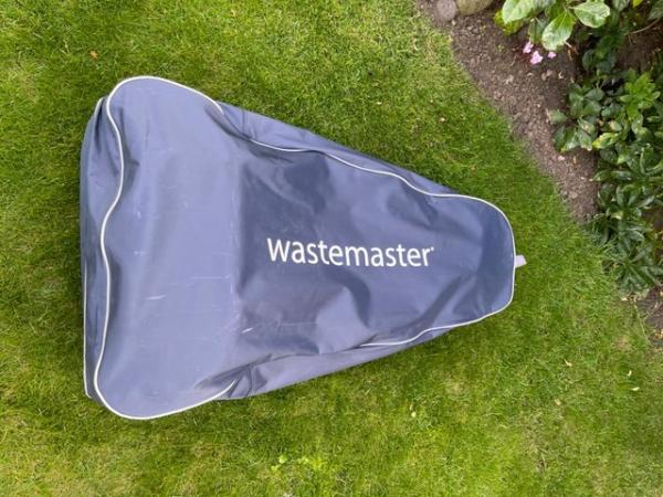 Image 2 of 38 litre waste water barrel tank with cover