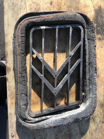 Image 3 of Emblem on front hood Citroen SM