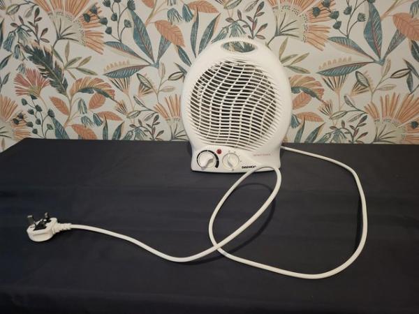 Image 2 of Electric Fan / Heater - Daewoo