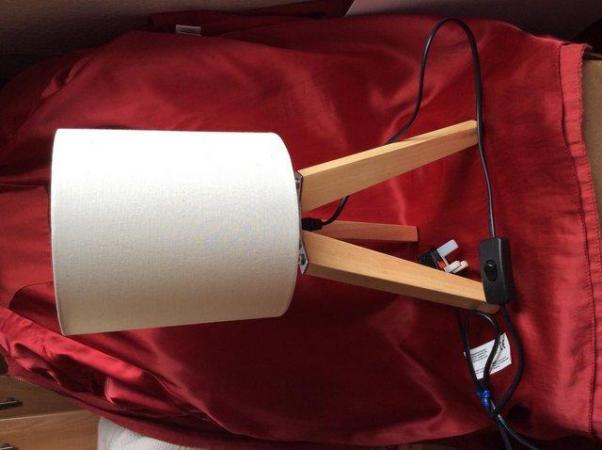 Image 1 of NEW TRIPOD TABLE LAMP WITH USEFUL IN-LINE SWITCH