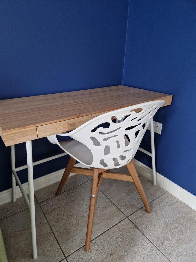 Preview of the first image of IKEA Lillasen desk and IKEA chair.
