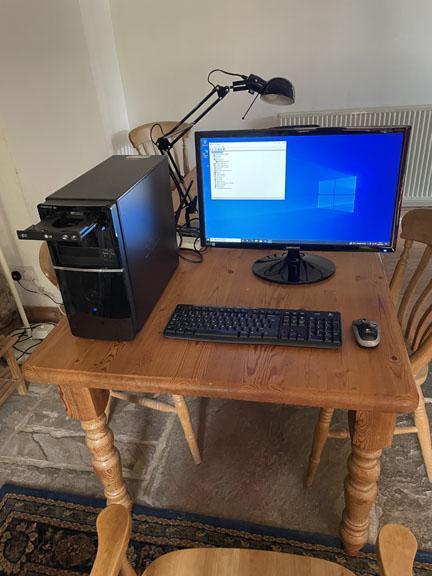 Preview of the first image of Tower Computer With All The Peripheral Components.