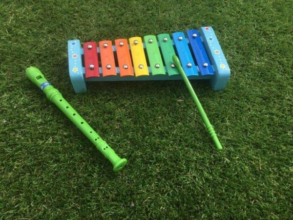 Image 2 of New peppa recorders 1 blue 1 pink & xylophone & flute
