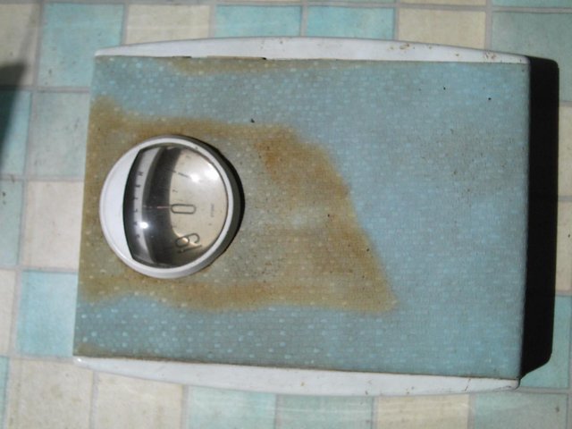 Preview of the first image of Bathroom scales 1960s requiring refurbishment.