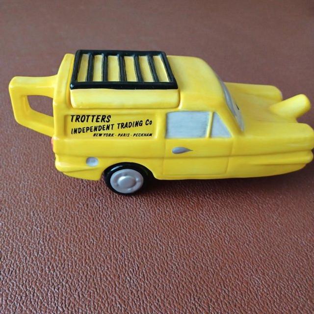 Preview of the first image of NOVELTY TEA POT TROTTERS VAN.