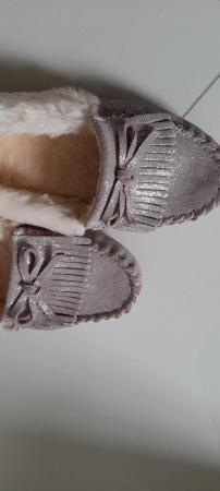 Image 3 of GIRLS LEATHER FUR LINED SLIPPERS
