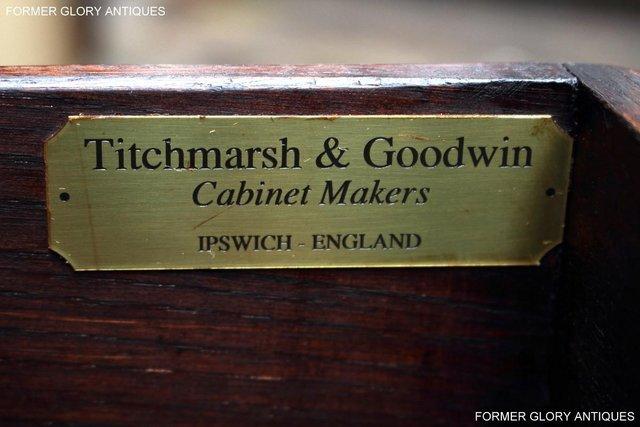 Image 31 of A TITCHMARSH AND GOODWIN OAK WINE CUPBOARD DRINKS CABINET