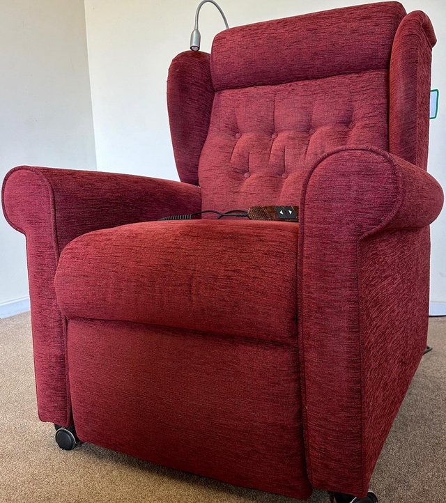 Preview of the first image of LUXURY ELECTRIC RISER RECLINER RED CHAIR MASSAGE CAN DELIVER.