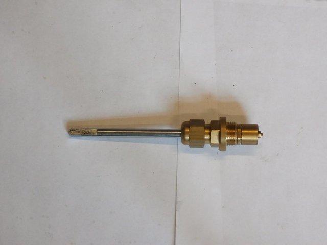 Preview of the first image of Astoria Steam/Water valve spindle.
