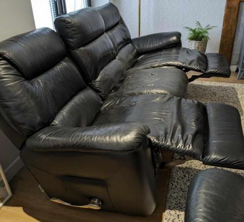 Image 2 of LA-Z-BOY Reclining 3 Seater Sofa & Reclining Armchair