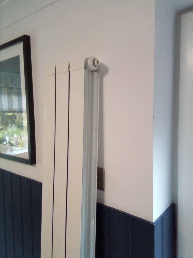 Preview of the first image of Modern vertical radiator.