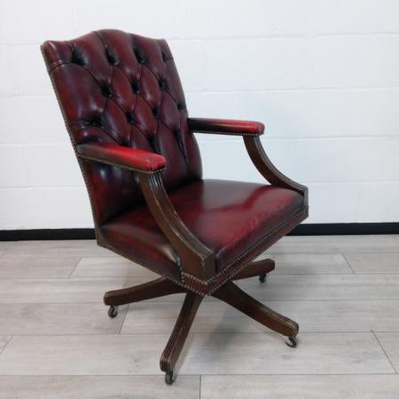 Image 1 of Gentlemen Red Leather Office Chair