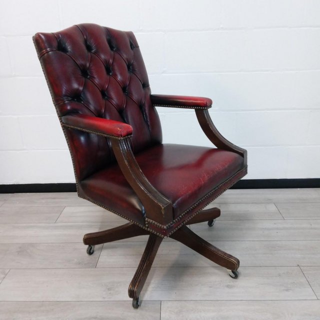 Preview of the first image of Gentlemen Red Leather Office Chair.