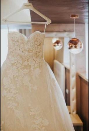 Image 3 of Pronovias Drumsa Wedding Dress