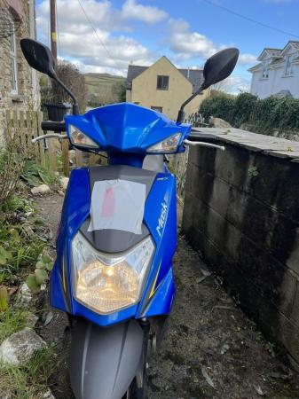 Image 2 of Blue Mask Sym 50cc Moped for sale