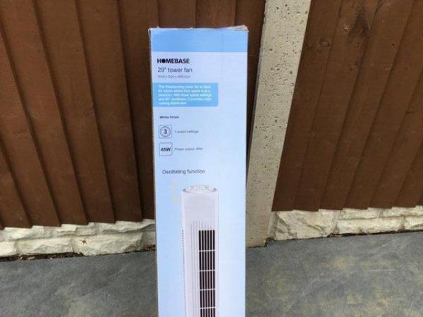 Image 3 of Electric Tower Fan -white/ 29 inches