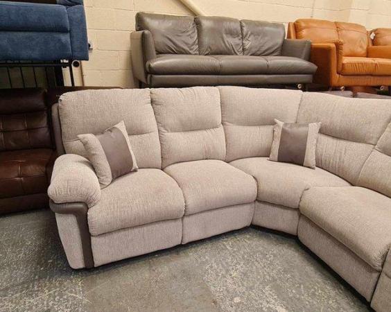 Image 3 of La-z-boy Nevada grey fabric standard corner sofa with Audio