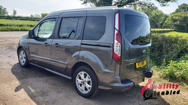 Image 18 of 2018 Ford Tourneo Connect Titanium Automatic Wheelchair Car