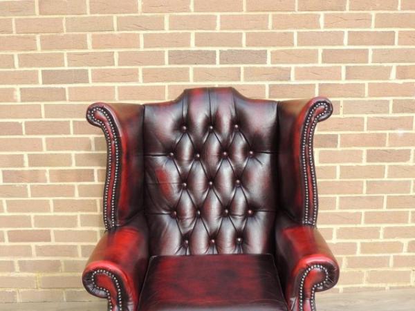 Image 6 of Chesterfield Queen Anne Ox Blood Excellent Armchair (UK Deli