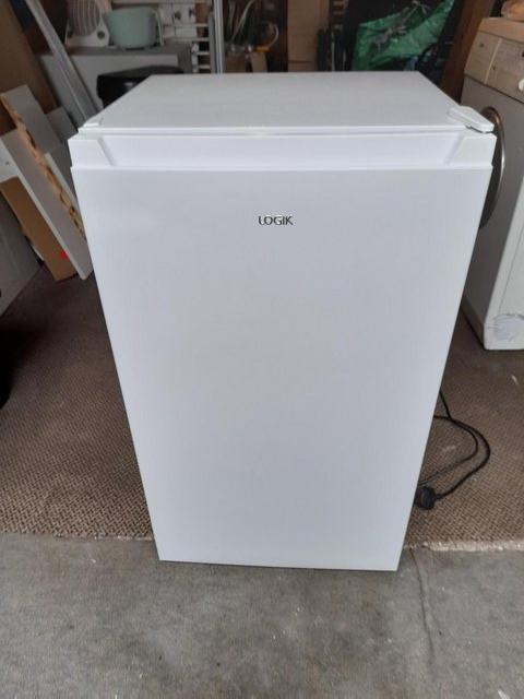 Preview of the first image of Logik Undercounter Fridge.