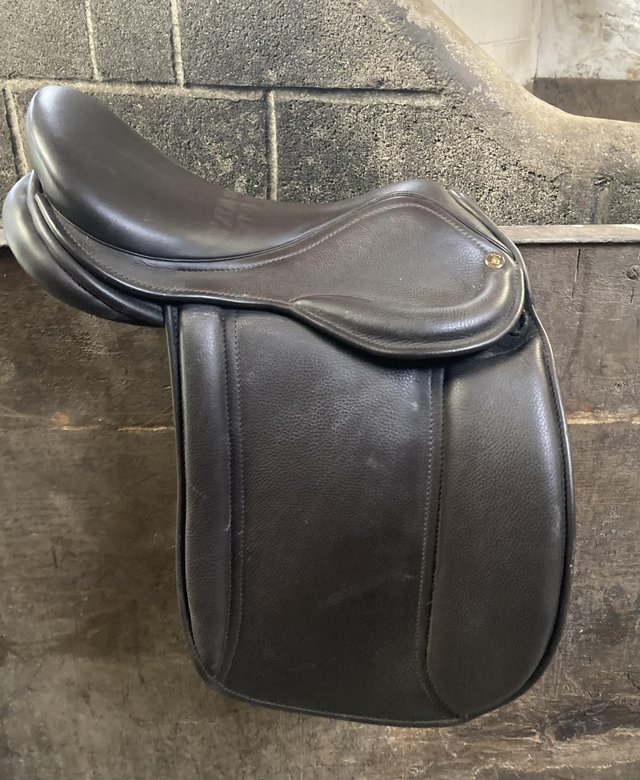 Preview of the first image of Fylde Davina Saddle for sale.