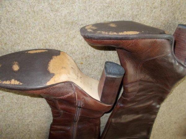 Image 3 of Esino knee length boots, size 39, brown