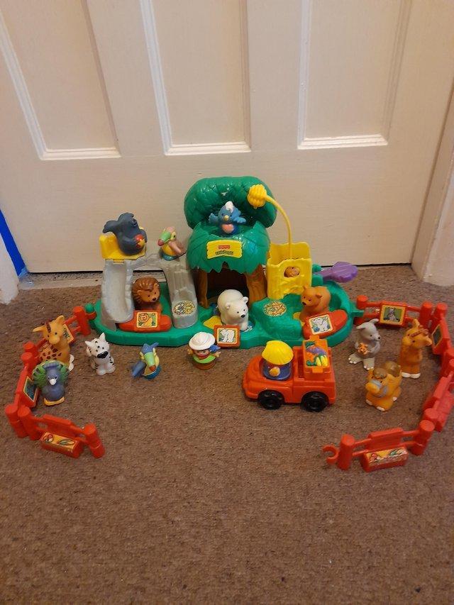 Preview of the first image of Fisher-price  little people zoo and extras.