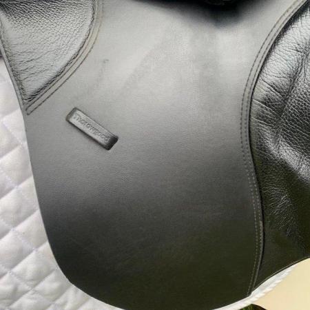Image 11 of Thorowgood T8 17 inch Anotomic saddle (S2886)