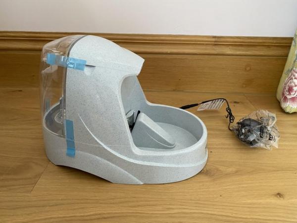 Image 4 of Brand New Platinum Pet Water Fountain for dogs and cats
