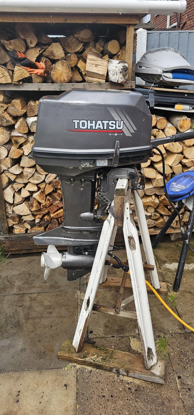 Preview of the first image of 2005 tohatsu 40hp 2 stroke short shaft outboard.