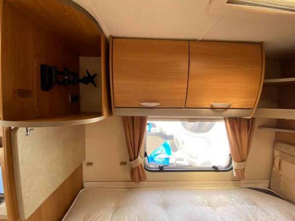 Image 14 of Swift Charisma 535, 2010 4 berth caravan *fixed bed*