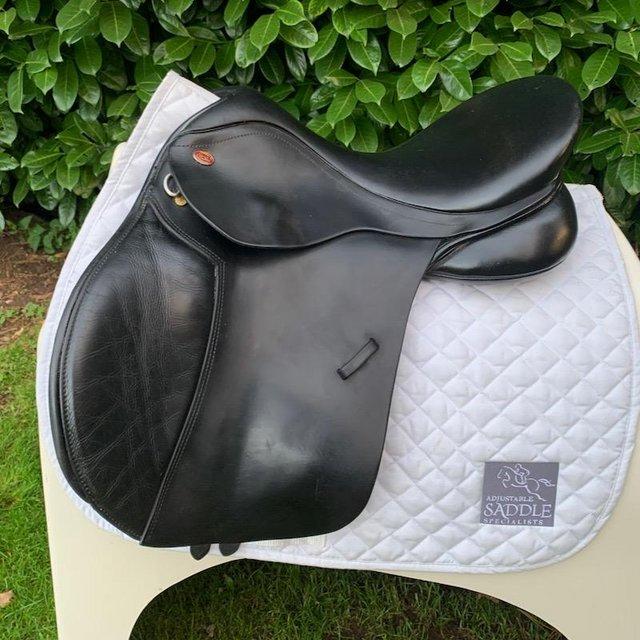 Preview of the first image of Kent and Masters 17 inch Gpd saddle.