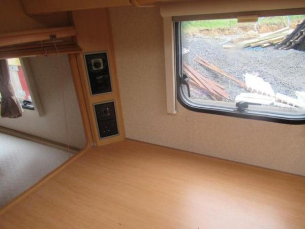 Image 9 of Bailey Ranger 2010 GT60 520/4 fixed bed side washroom