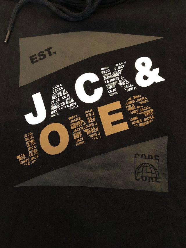 Preview of the first image of *Jack and Jones Black Hoodie *.