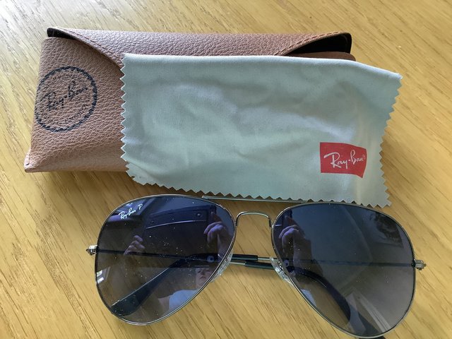Preview of the first image of Genuine Aviator Rayban sunglasses (unisex).
