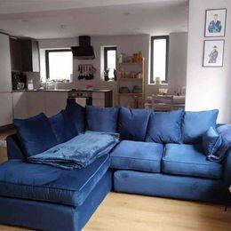 Preview of the first image of plush velvet sofas for varetes.