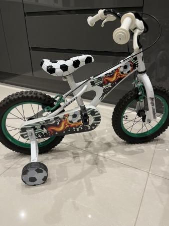 Image 3 of 14 inch children’s bicycle with removable stabilisers