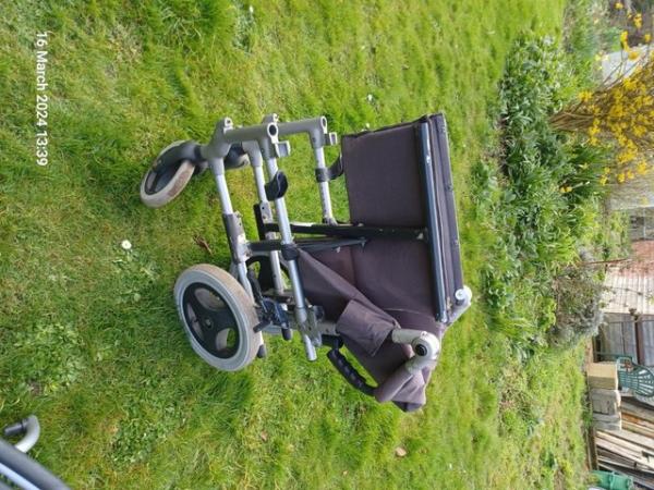 Image 3 of Sunrise Medical Breezy premium wheelchair