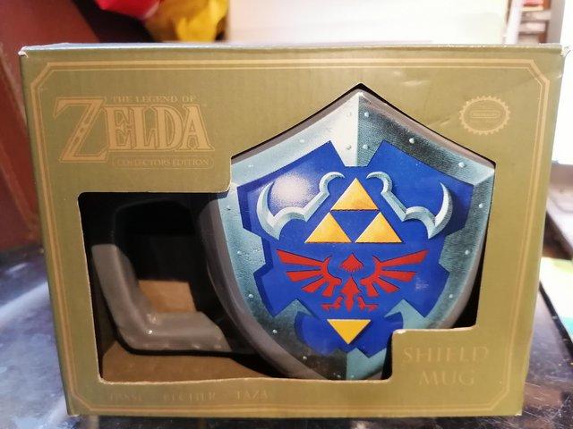 Preview of the first image of The Legend of Zelda mug.........