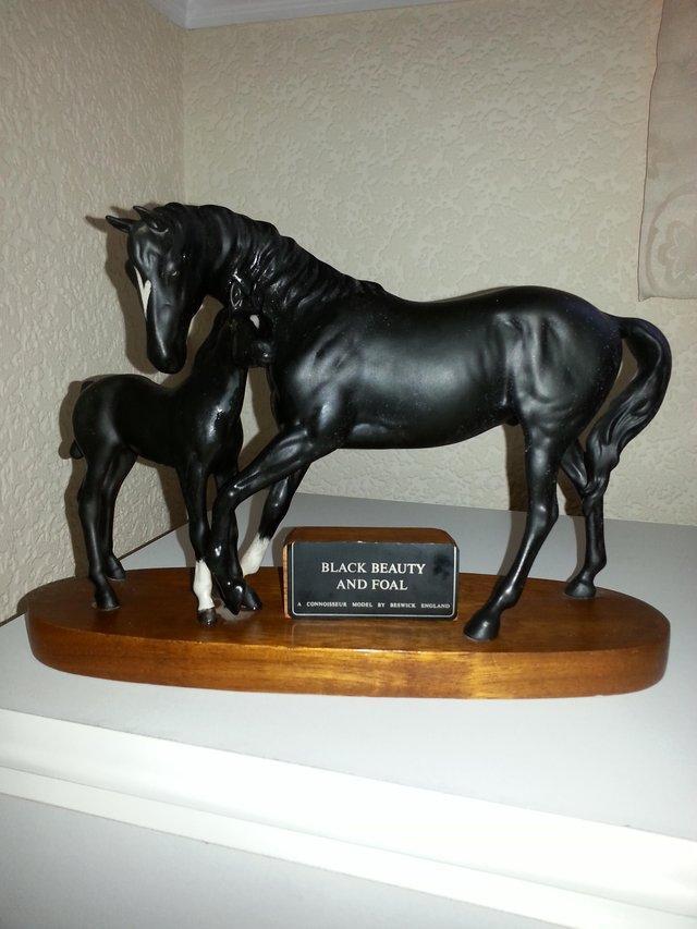Preview of the first image of Beswick black beauty and foal 2536.