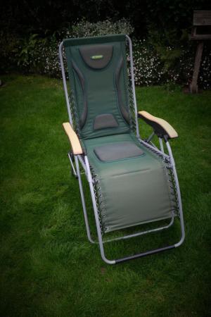 Image 2 of Outback reclining garden Chair as new