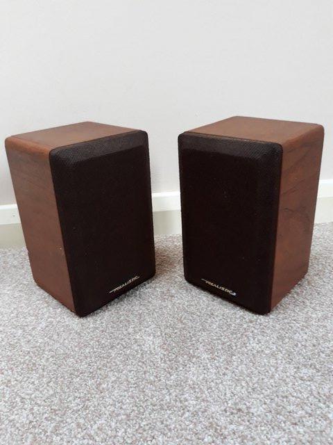 Preview of the first image of Realistic Audio Bookshelf Speakers.