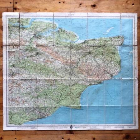 Image 3 of Vintage 1934 Bartholomew's cloth-backed map. Kent