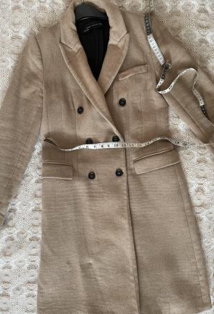 Image 3 of Women beige mini coat size 8 Zara