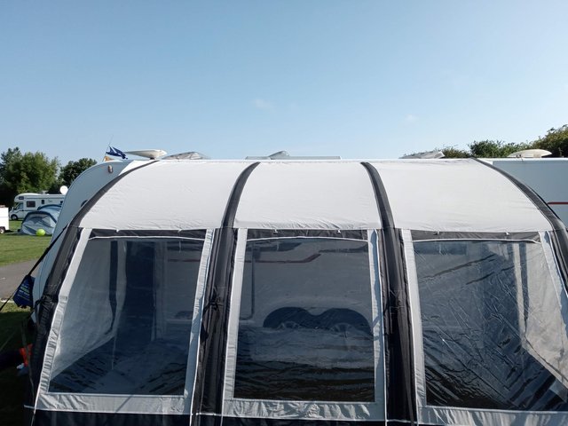 Preview of the first image of DOREMA MAGNUM AIR ALL SEASONS AWNING.